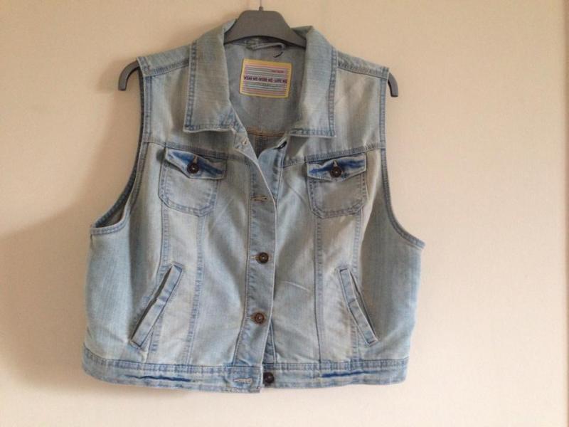 Light denim waistcoat 