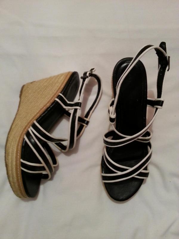 Black & white wedge sandals